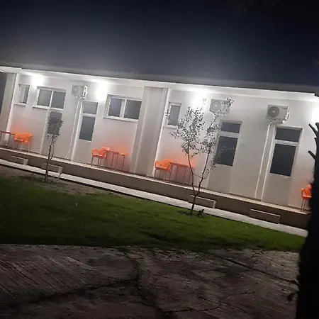 Pushimi Regis * Velipojë