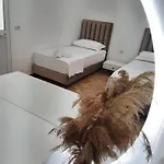 Pushimi Regis Сasa de vacaciones *