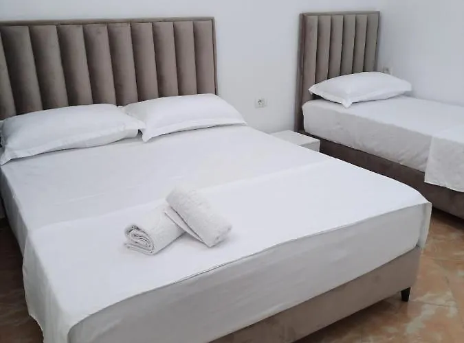 Pushimi Regis * Velipoje