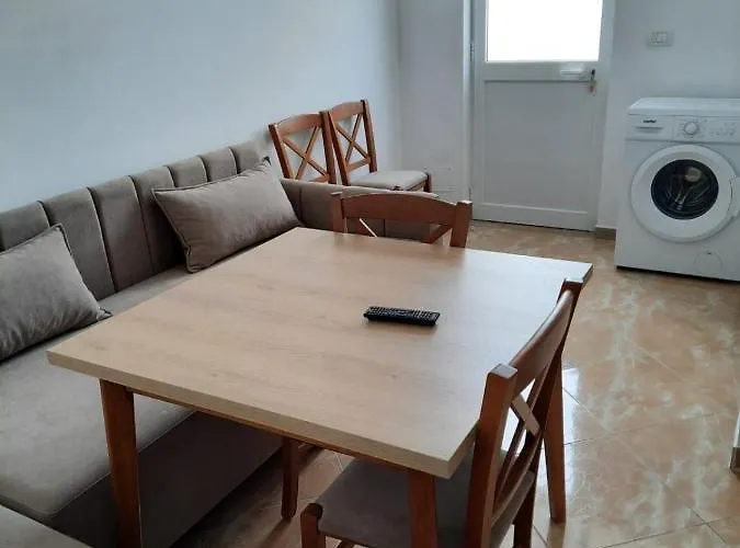Pushimi Regis Prázdninový dům