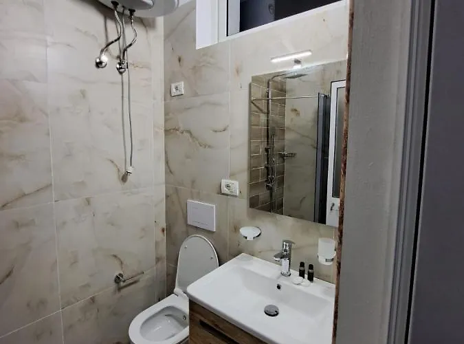 Pushimi Regis * Velipoje