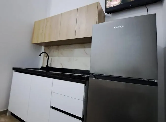 Pushimi Regis Velipoje